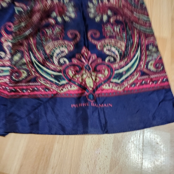 PIERRE BALMAIN Silk long scarf Authentic - Picture 3 of 6